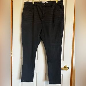 Serra Women's Classic Black Skinny Jeans